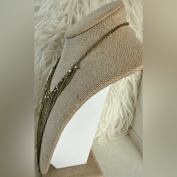 Antiqued Gold Tone Fringe & Rhinestone Vintage Necklace - Picture 3 of 6